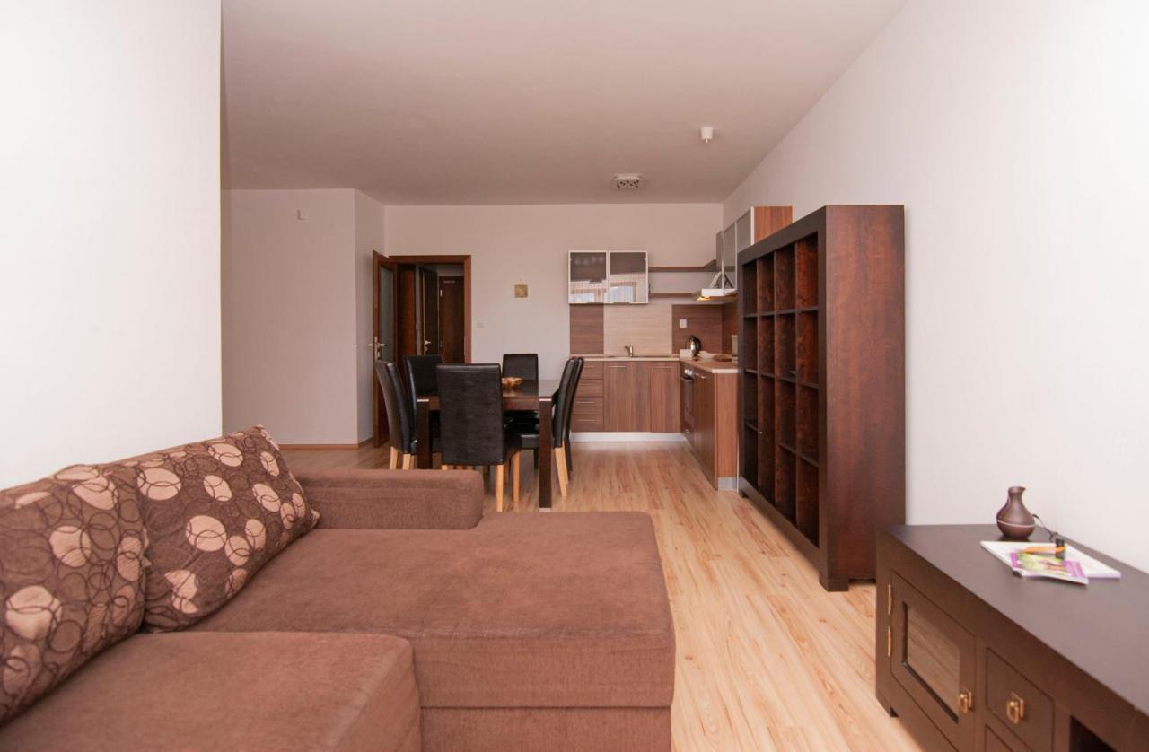 Apartmany Sileas เวลคา ลอมนิตซา ภายนอก รูปภาพ