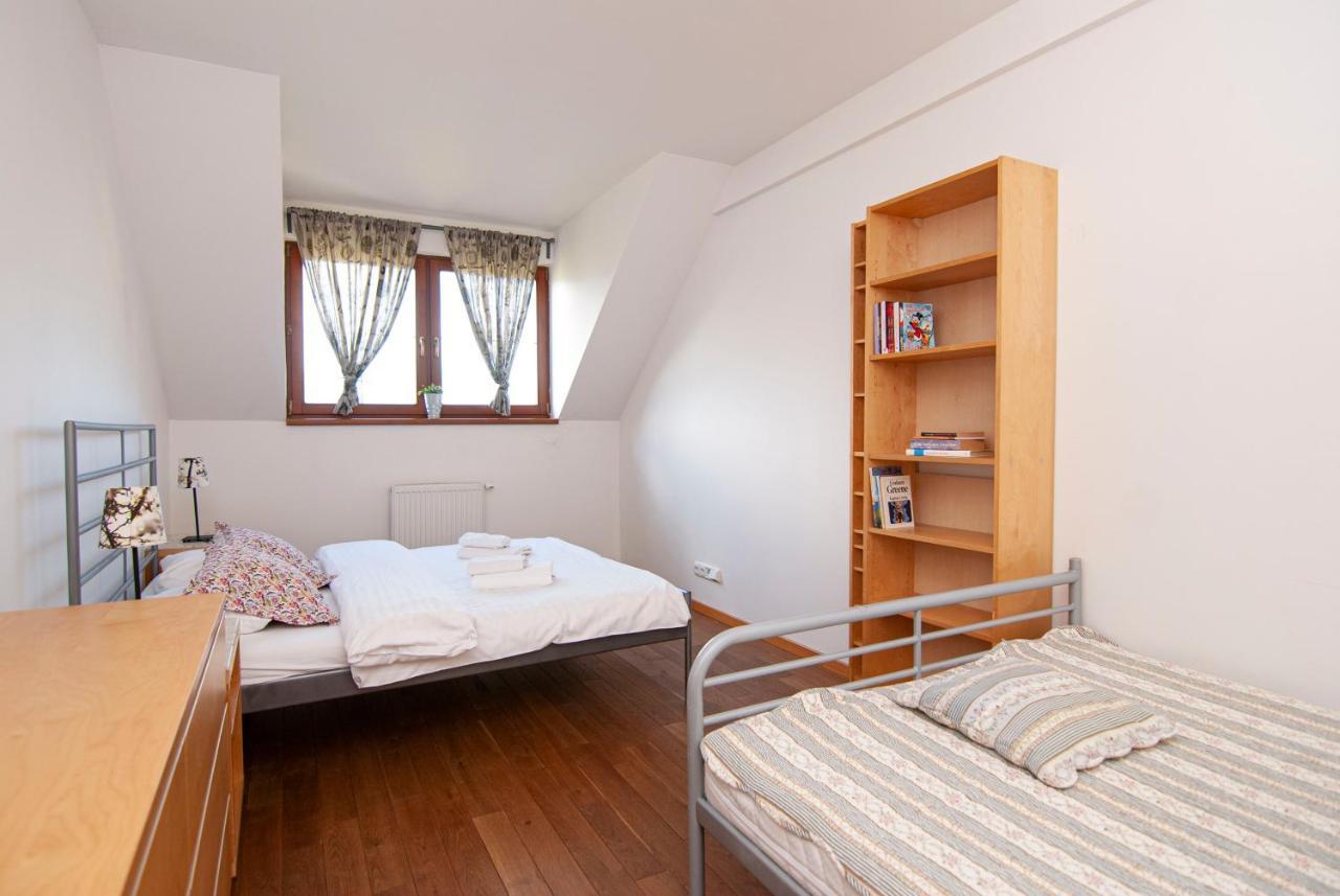 Apartmany Sileas เวลคา ลอมนิตซา ภายนอก รูปภาพ