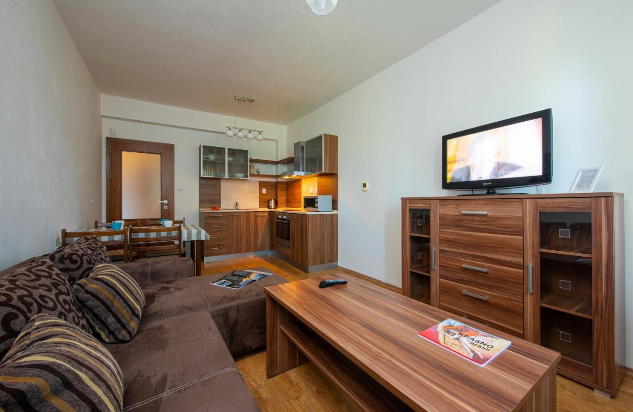 Apartmany Sileas เวลคา ลอมนิตซา ภายนอก รูปภาพ