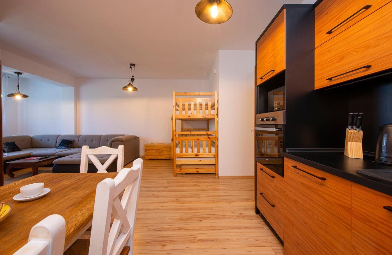 Apartmany Sileas เวลคา ลอมนิตซา ภายนอก รูปภาพ