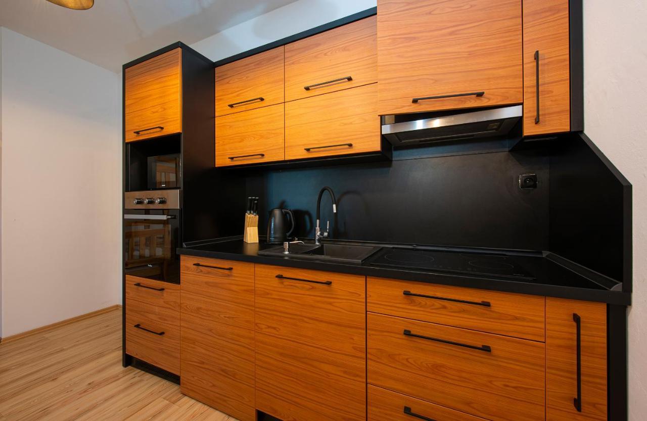 Apartmany Sileas เวลคา ลอมนิตซา ภายนอก รูปภาพ